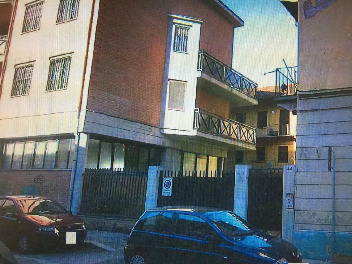 Central Low Cost Torino Eksteriør billede
